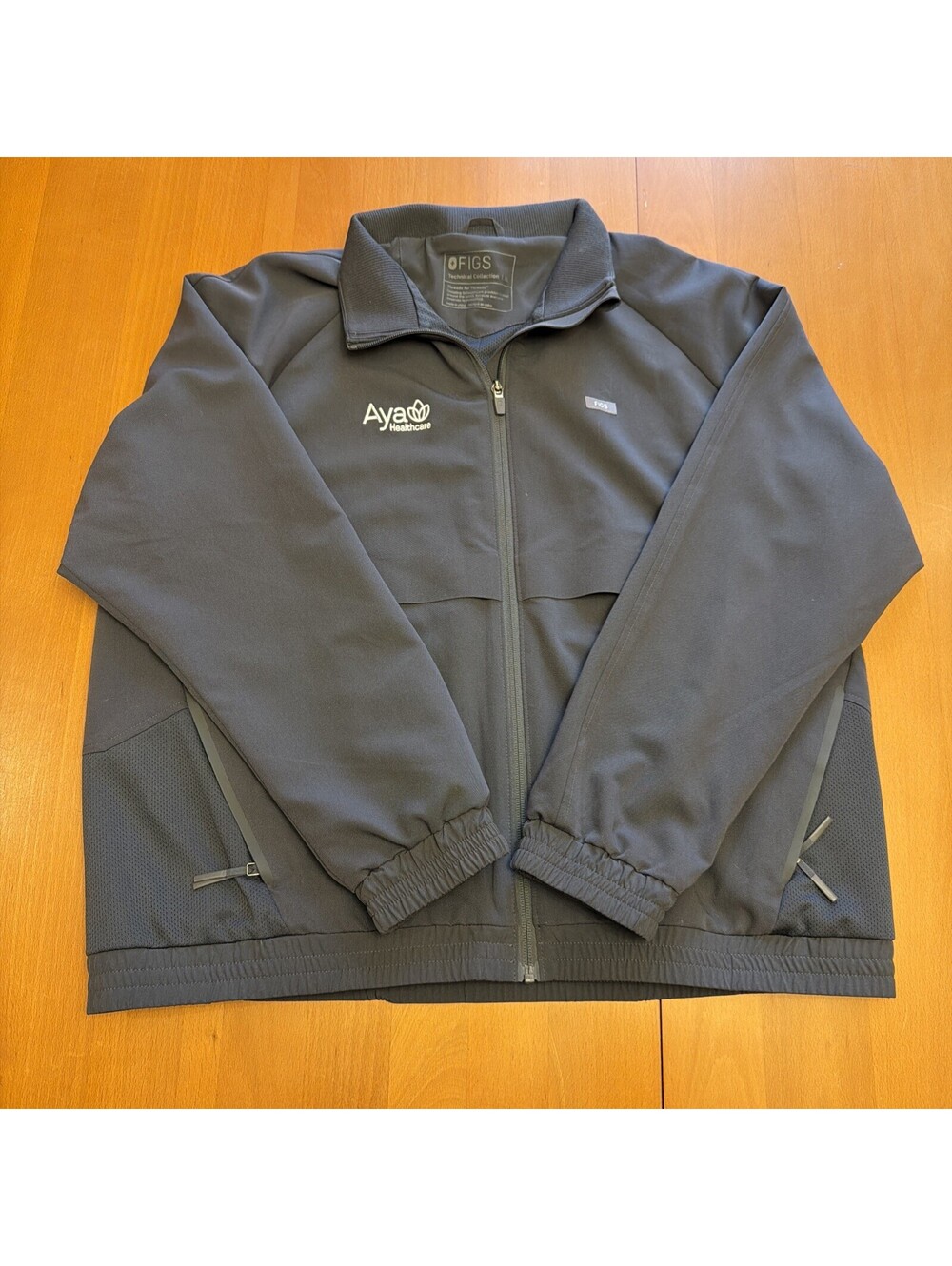 Figs Scrub Jacket Men's XL Gray Performance Full Zip Aya Healthcare